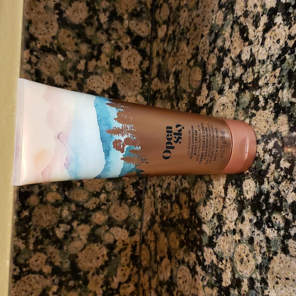 BBW Open Sky Body cream